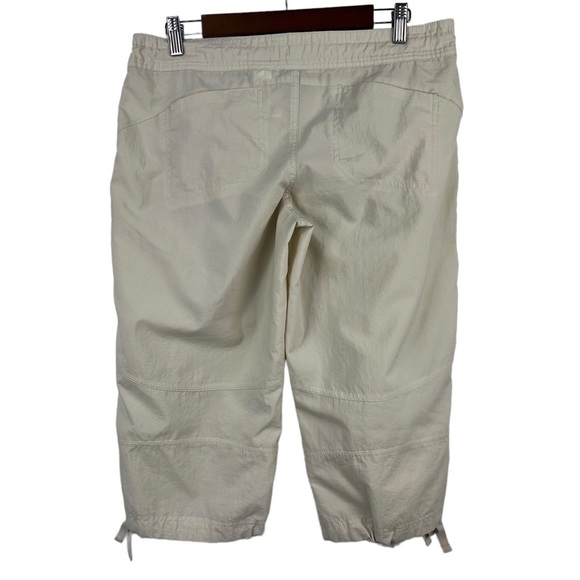 𝅺nike CROPPED CARGOS WITH TIE‎ HEMS - Picture 2 of 9